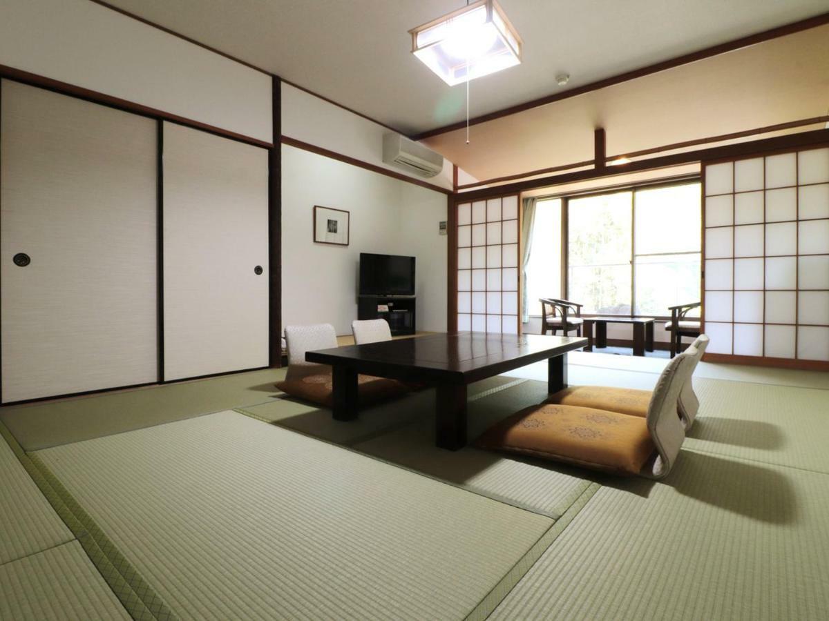 Kikuchi Grand Hotel Exterior photo